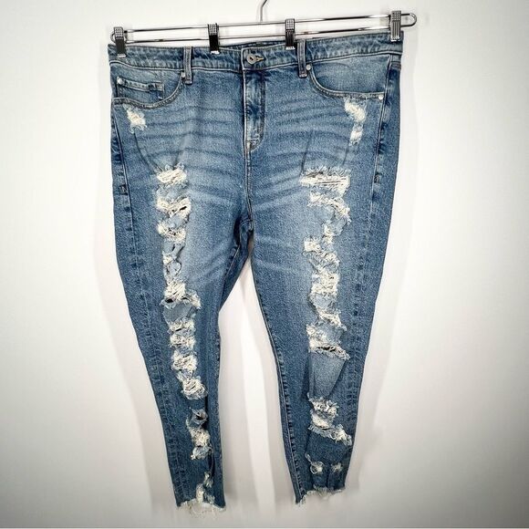NWT Torrid High Rise Straight Shot To Hell Distressed Jeans 18 - Picture 2 of 12